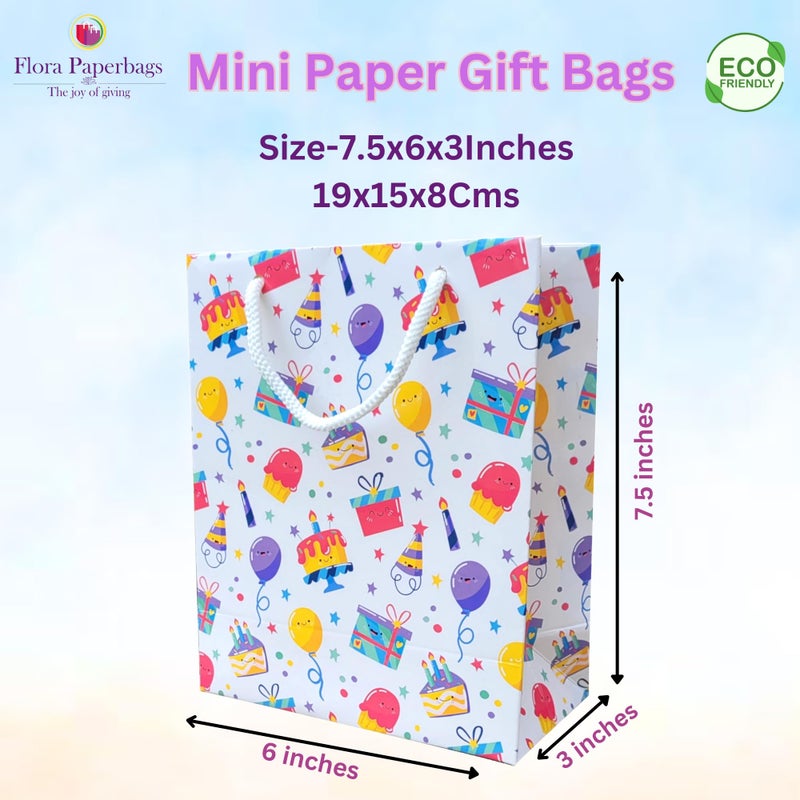 Flora Paperbags أكياس ورقية لعيد الميلاد | عبوة من 20 قطعة | أكياس هدايا ورقية صغيرة لهدايا عيد الميلاد | مجموعة من 3 ألوان | أكياس هدايا عيد الميلاد للهدايا المرتجعة | مقابض حبل لامعة | حجم صغير - 7.5x6x3 بوصات - Image 2