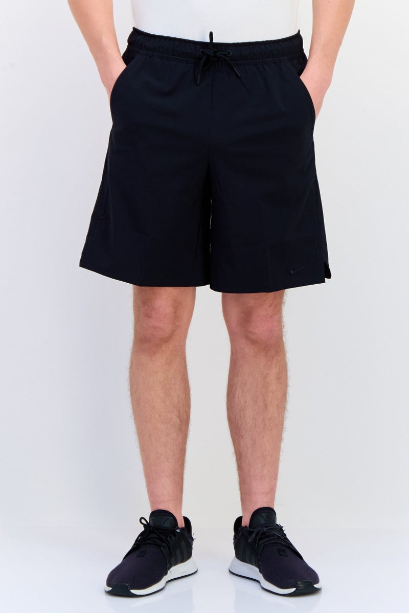 Nike شورت تدريب للرجال بقصة قياسية بطول 9 إنش، أسود - Image 1