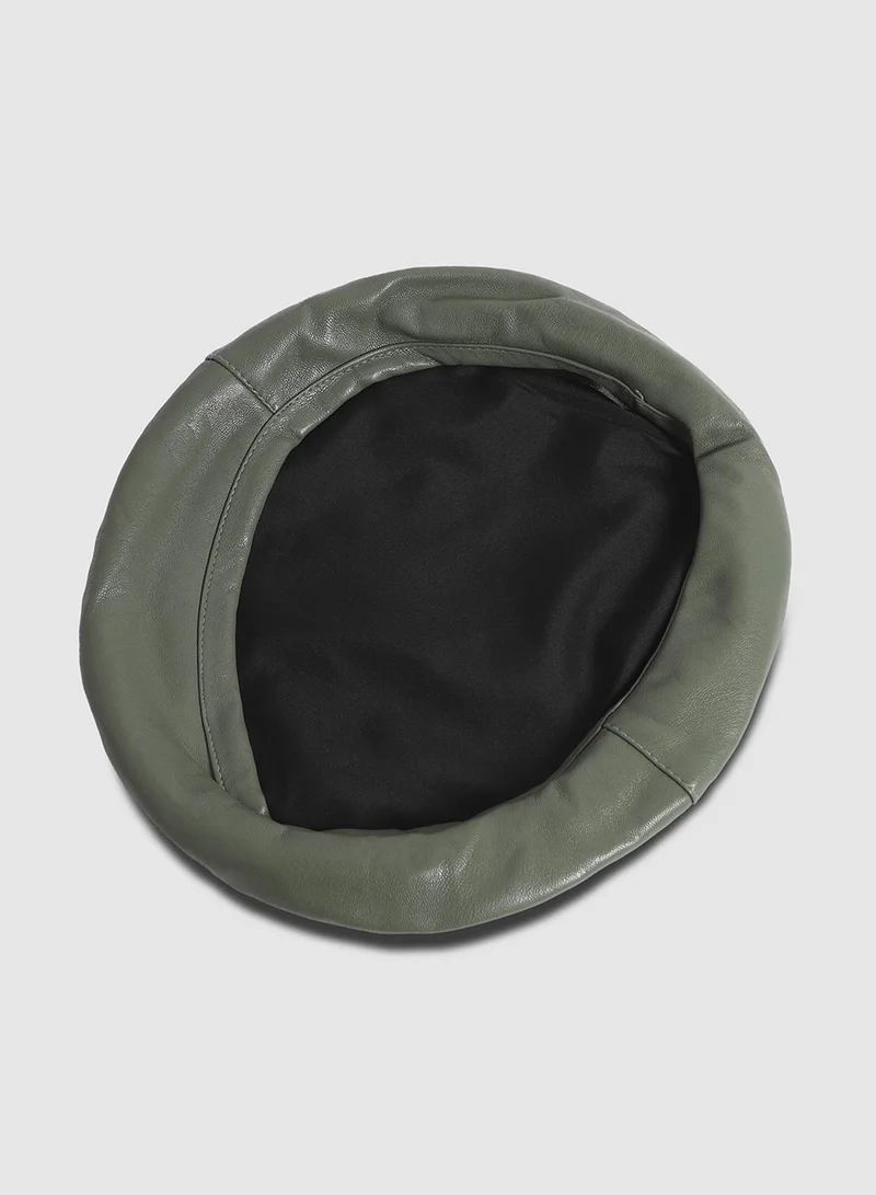Haute Sauce Flat Grain Beret Hat - Olive Green