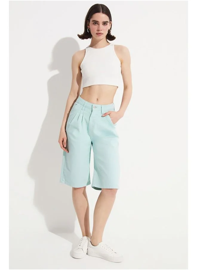 جون June Bermuda Denim Short Mint