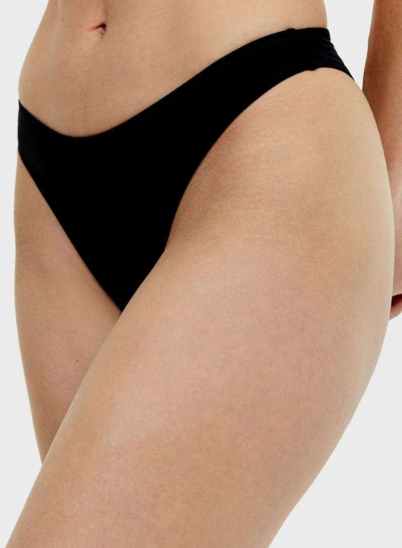 اتش اند ام High Leg Bikini Bottom