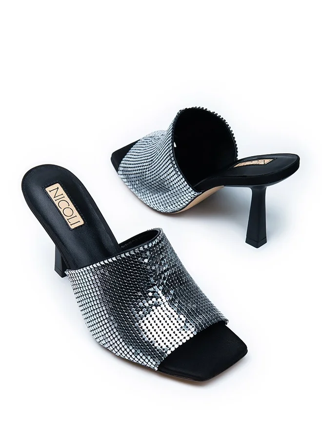 نيكولي بارون