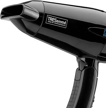 Tresemme مجفف الشعر تريسمي سموذ لسترا القابل للطي 2000 واط مع مقبض قابل للطي يشمل فرشاة شعر صغيرة جهد مزدوج للاستخدام العالمي 5549U - Image 4