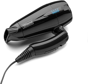 Tresemme مجفف الشعر تريسمي سموذ لسترا القابل للطي 2000 واط مع مقبض قابل للطي يشمل فرشاة شعر صغيرة جهد مزدوج للاستخدام العالمي 5549U - Image 2