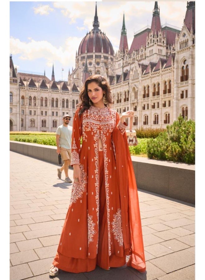 Ameya بدلة سالوار مع تطريز حرير