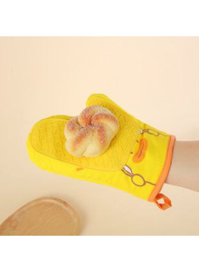 Jumbo Size 2-Piece Lined Silicone Oven Gloves  - Image 5