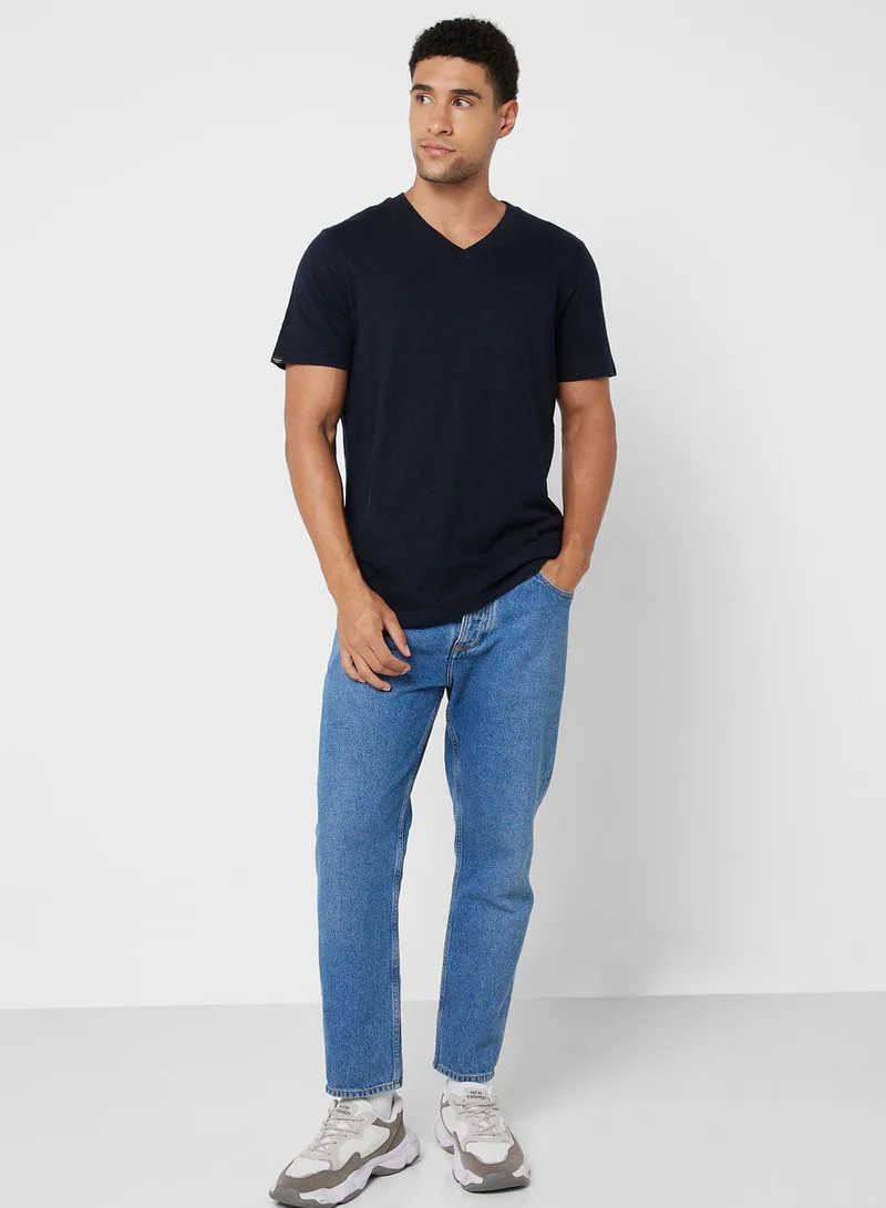 Superdry Essential  V Neck T-Shirt