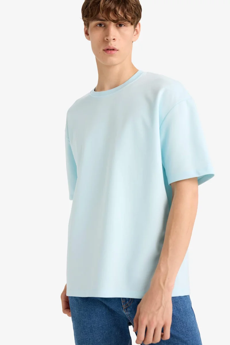 ديفاكتو Oversize Fit Crew Neck Short Sleeve T-Shirt