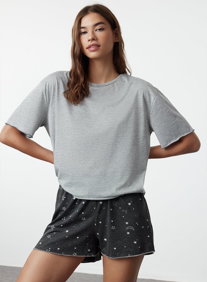 trendyol Gray Melange Galaxy Patterned Baby Overlock Detailed Shorts Knitted Pajamas Set - Image 2