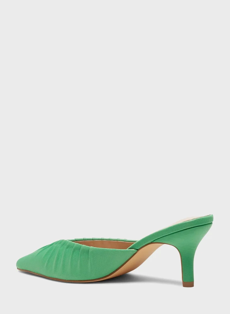 Celeste Pointed Toe Mocassins