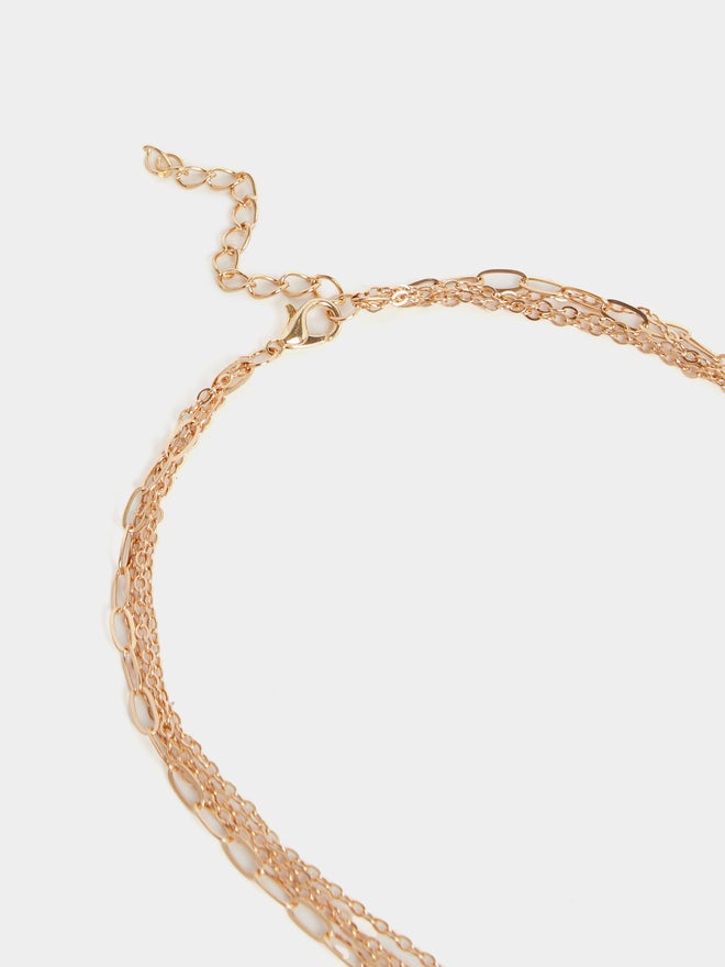 Styli Styli Layered Necklace with Hamsa Hand Charm  - Image 4