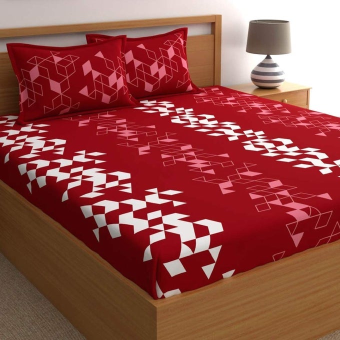 100 COTTON KING BEDSHEET WITH 2 PILLOW COVERS SIZE 108 X 108 INCHES 144 TC COLOUR RED