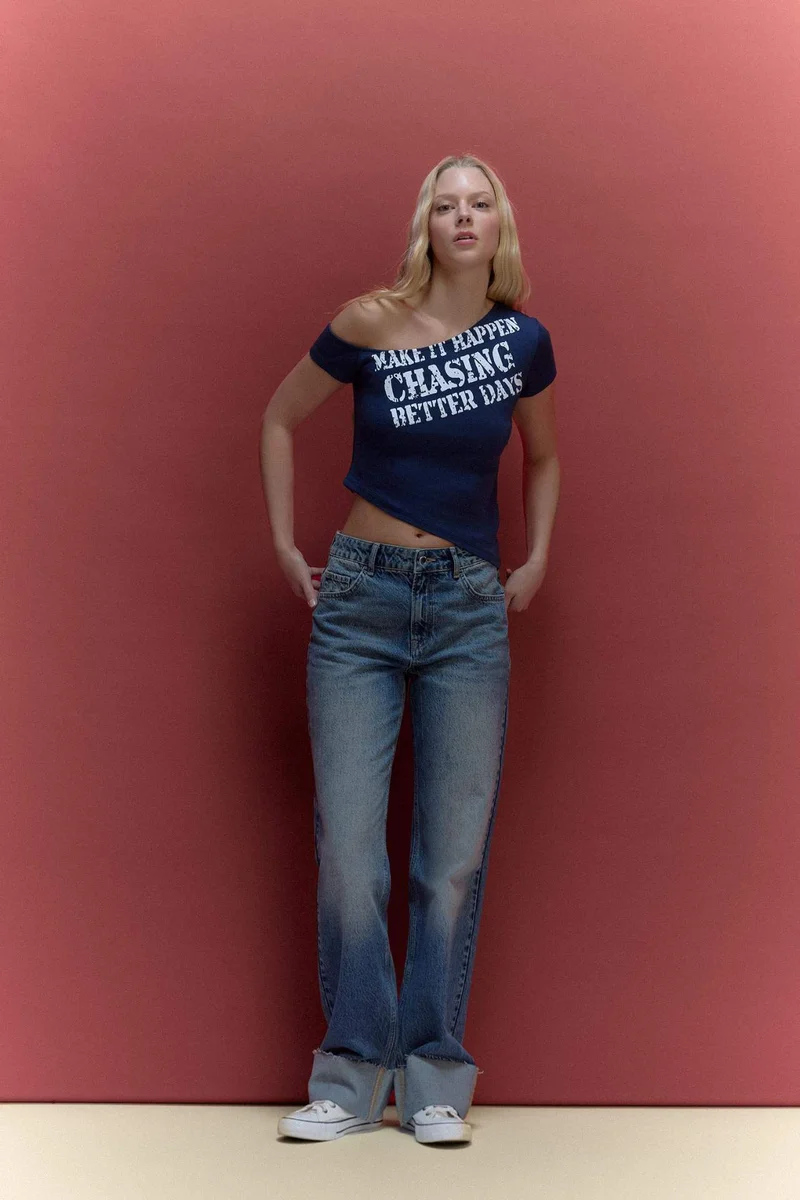 ديفاكتو 100% Cotton Fitted Boat Neck Slogan Print Ribbed T-Shirt