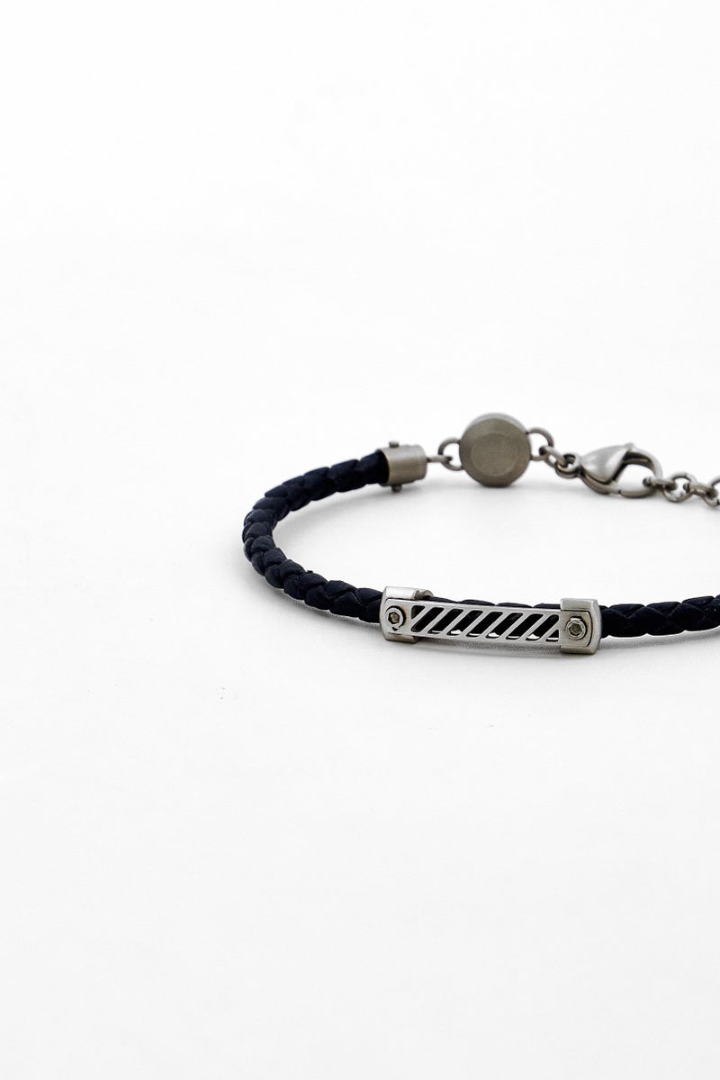 POLICE Men Plaquetes Brand Logo Leather Bracelet, Navy/Silver - Image 4