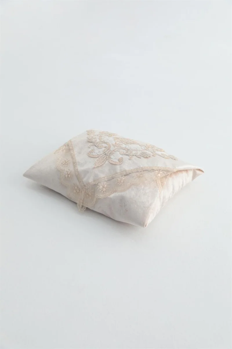 Favora Karel French Laced Dowry Velvet Bundle - Mink