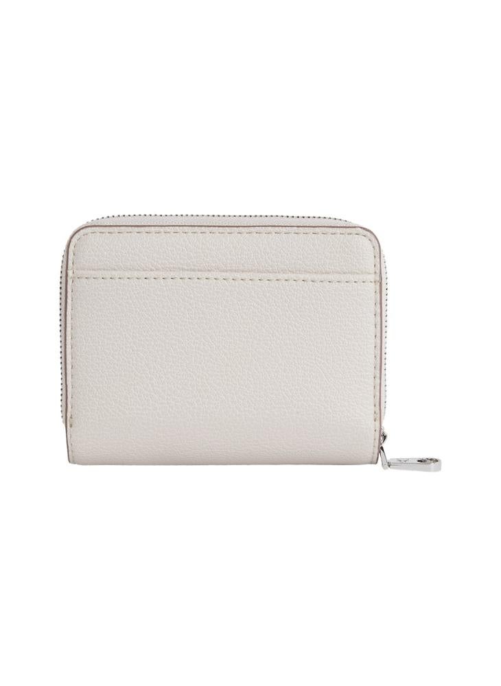 Calvin Klein Jeans MONOGRAM MEDIUM ZIP WALLET  - Image 2