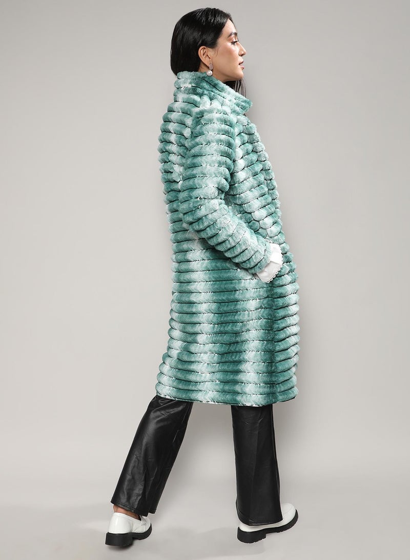 Campus Sutra Women's Ivory White & Forest Green Ombre Ripple Long Coat - Image 5