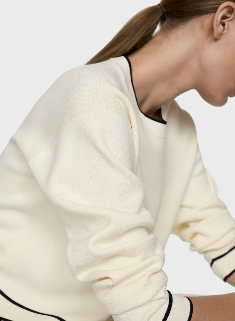 مانجو Contrast Trim Sweater