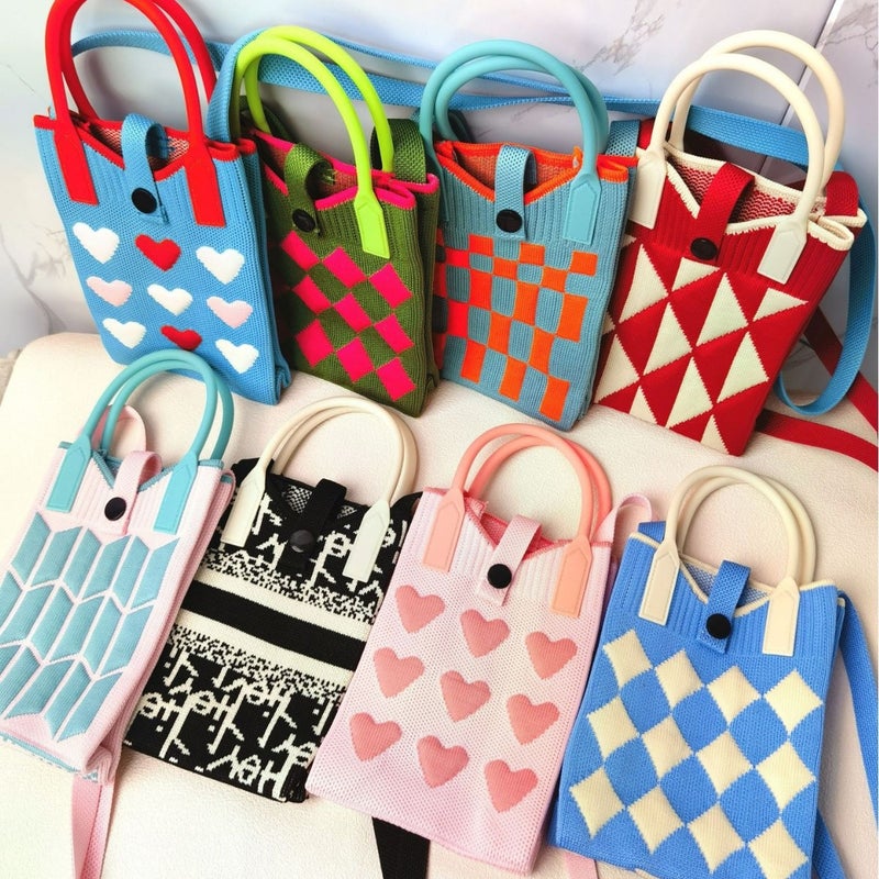 2025 Spring Fly Knitted Tote Bag Girl'S Love Mobile Phone Bag Wool Knitted Small Square Bag Crossbody Bag Textured Bag - Image 2