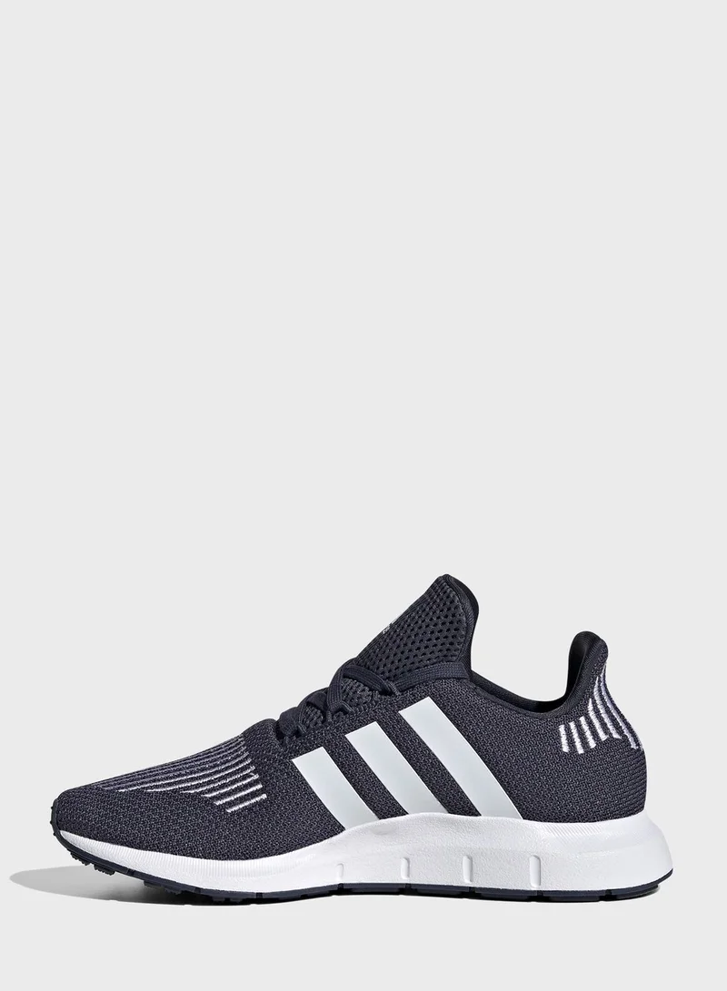 adidas حذاء سويفت رن 1.0 للأطفال