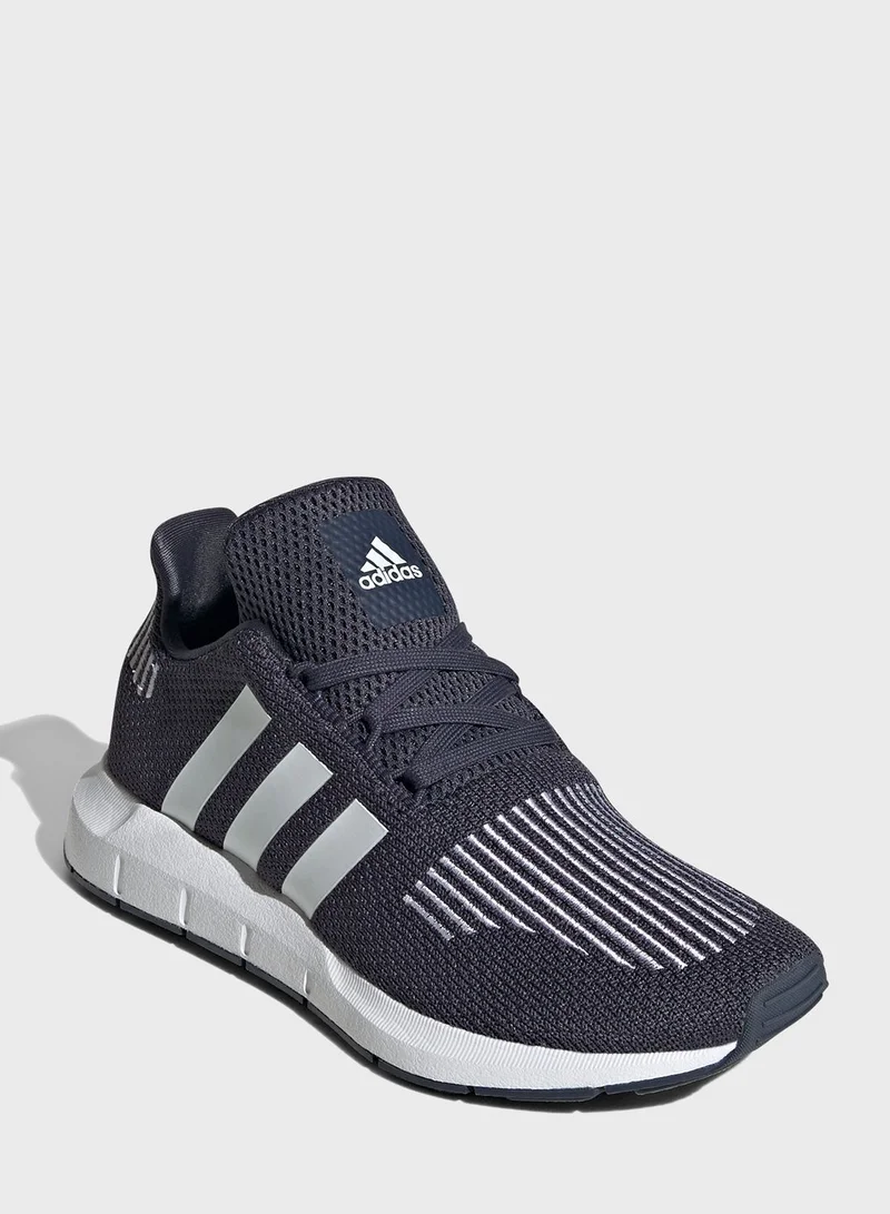 adidas حذاء سويفت رن 1.0 للأطفال