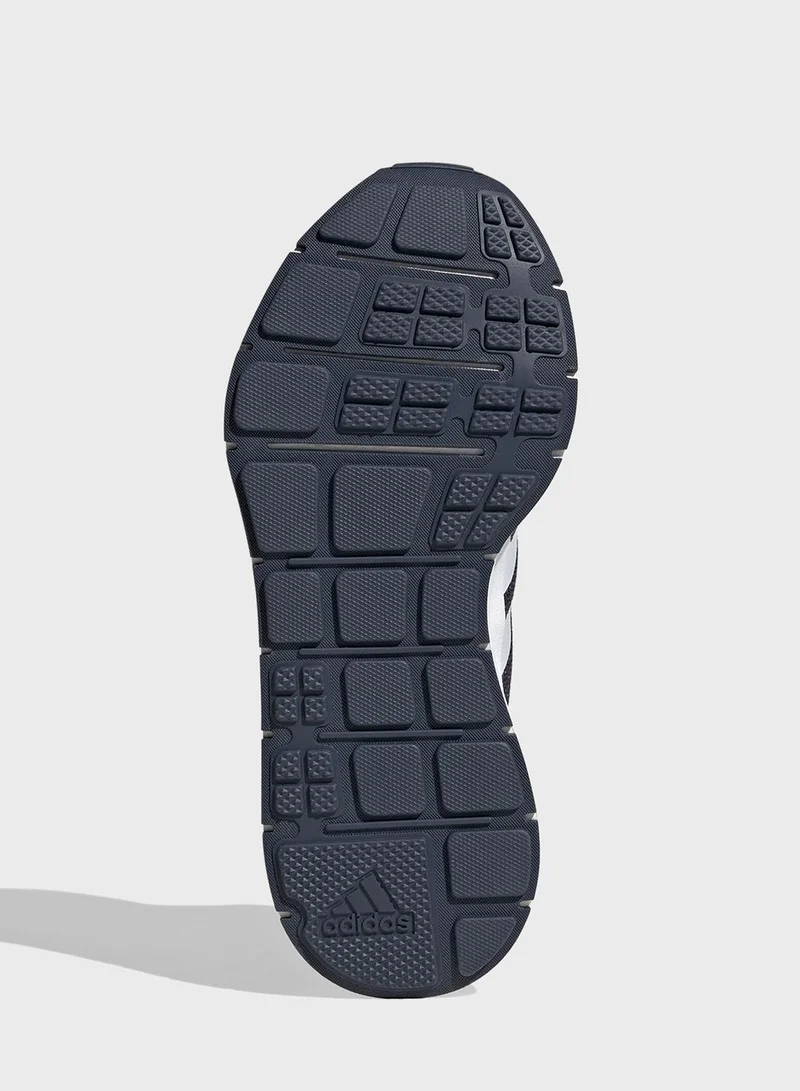 adidas حذاء سويفت رن 1.0 للأطفال