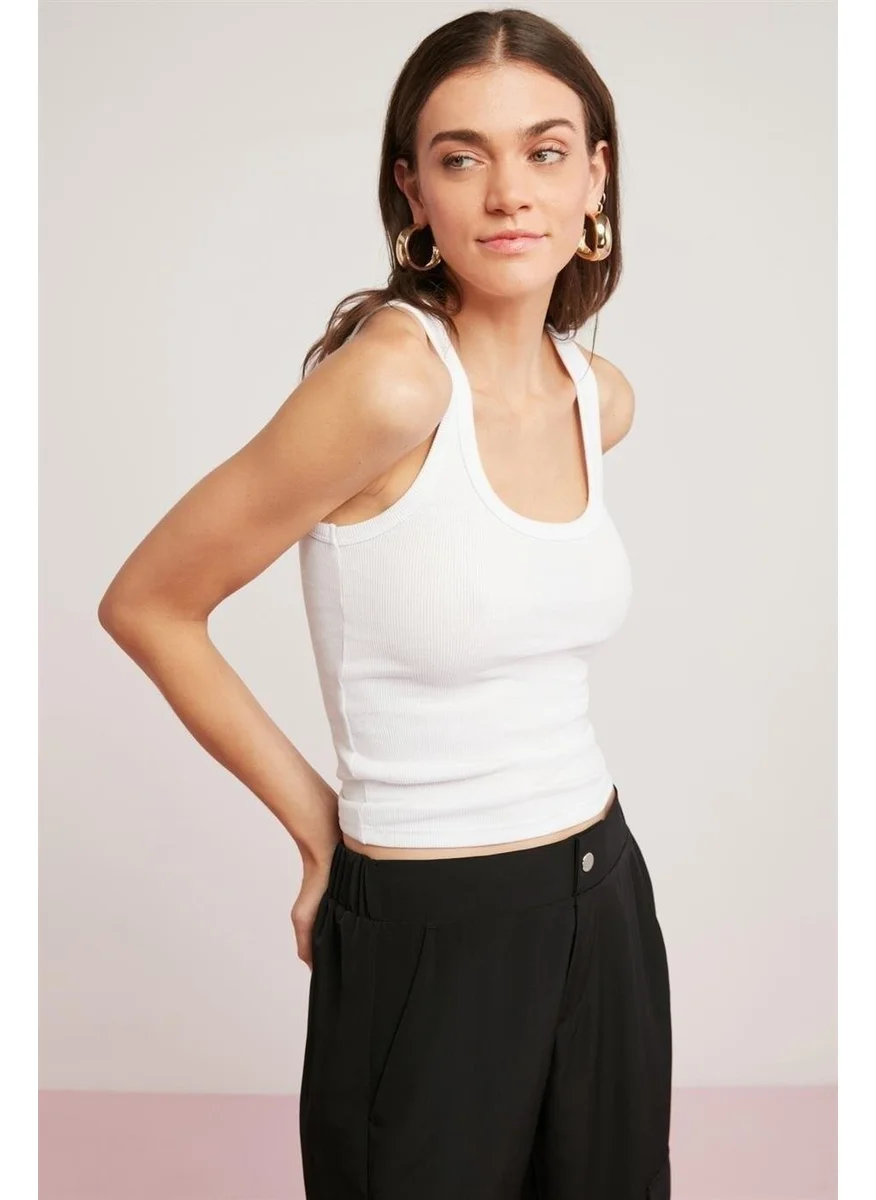Arma Yıldız White Women's Ribbed Look Camisole Undershirt Thick Strap Basic