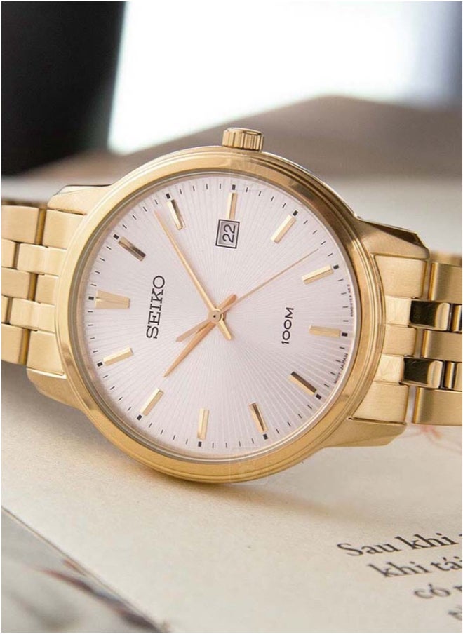 Seiko ساعة كلاسيكية للسيدات بمينا بيضاء من الكوارتز باللون الذهبي الأصفر SUR412، ذهبية، حركة كوارتز  - Image 4
