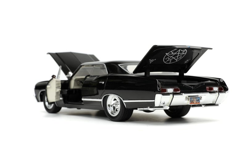 Jada Toys سيارة شيفي إمبالا 1967 بمقياس 1:24 مع تمثال دين وينشستر، ألعاب للأطفال والبالغين - Image 3