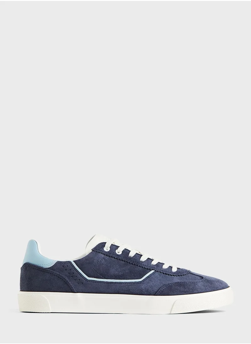 H&M Low Top Sneakers