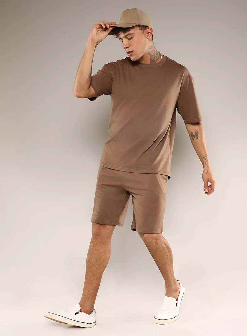 كامبوس سوترا Men's Ash Brown Solid Oversized Co-Ord Set
