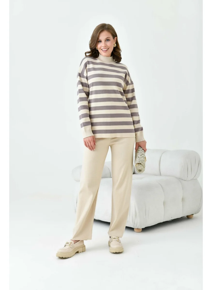 جارمي Women's Striped Two Piece Suit Beige