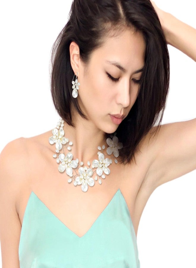 ايرافيدا طقم مجوهرات فاخر من إيرافيدا، مصنوع من عرق اللؤلؤ الأبيض المزهر واللؤلؤ الأبيض المستزرع من المياه العذبة - Image 4