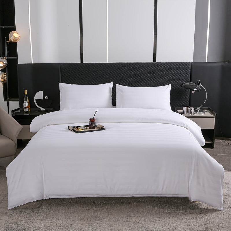 All-Season Cool And Skin-Friendly Satin Duvet Cover Soft Breathable Comfortable Duvet Cover Suitable for Bedrooms And Guest Rooms (One Duvet Cover Solely) - Image 1
