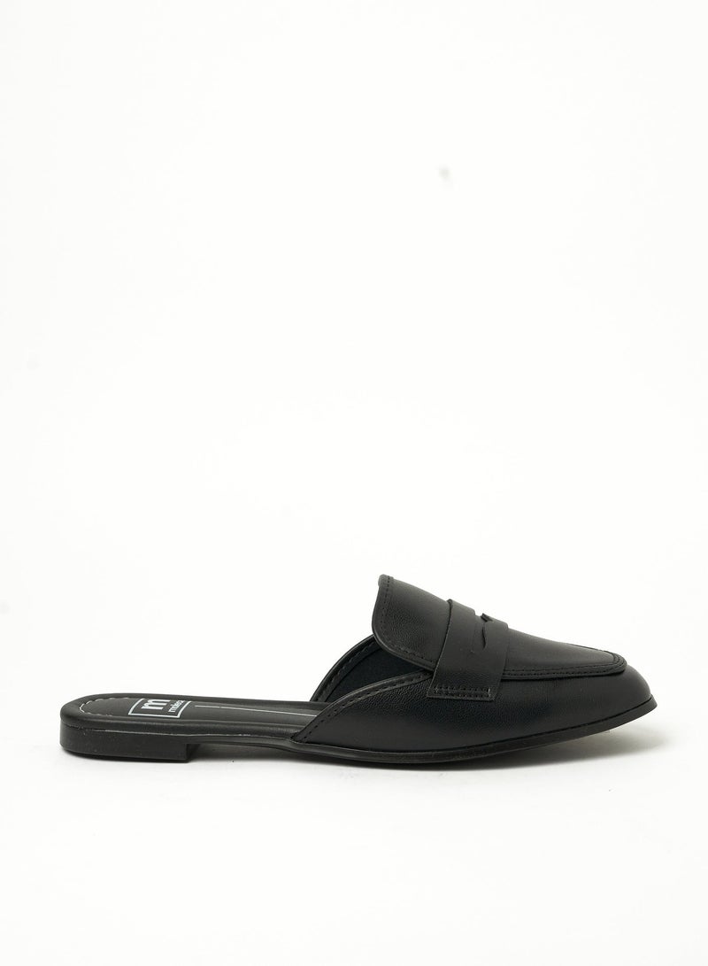 MOLECA Aliana Close Toe Slip Ons - Image 1