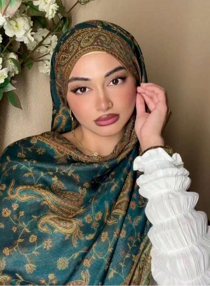 1PCS Women Fashion Cashew Jacquard Scarf, Versatile Shawl With Tassels, Long Decorative Neck Scarf, Women Cashew Hijab  - Image 3