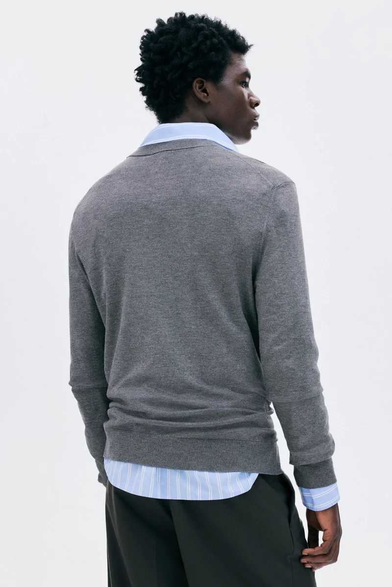 H&M  Regular Fit Fine-knit jumper for Men | Best Price UAE