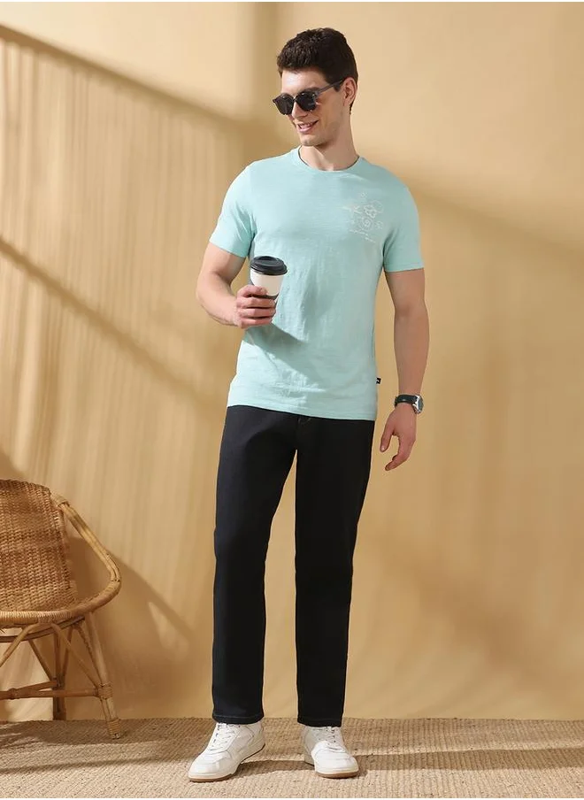 Dennis Lingo Relaxed Fit Solid Indigo 78% cotton 20% Poly 2% spandex Mid Rise Waist Full Length Woven Weave Jean for Men with Button/Zip Closure -designed to keep you ahead in style.