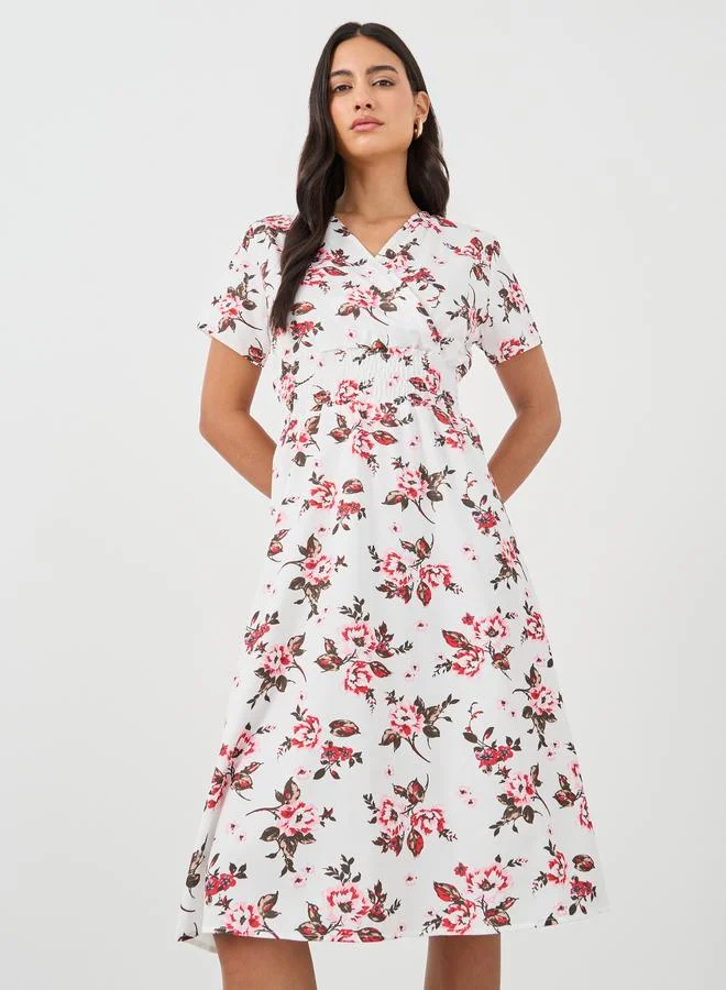 Take Two Take Two Floral Print V-Neck Smocked Detail Knee Length Dress