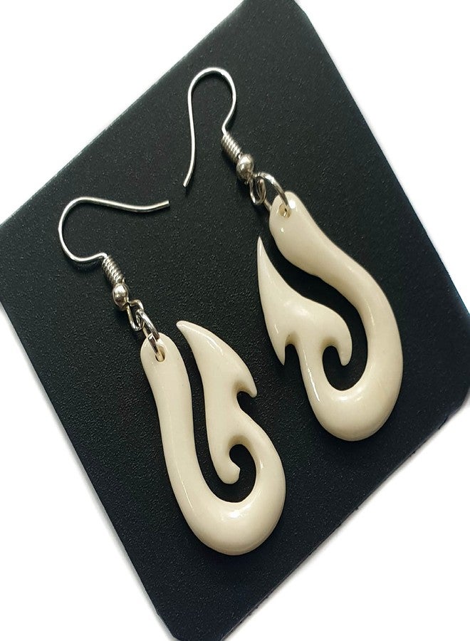 Swimmi Hand Carved Fish Hook Bone Earrings, Māori Bone Fish Hook Earrings for Women Men, Handmade Tribal Dangle Drop Bone Jewelry FA346-A - Image 4