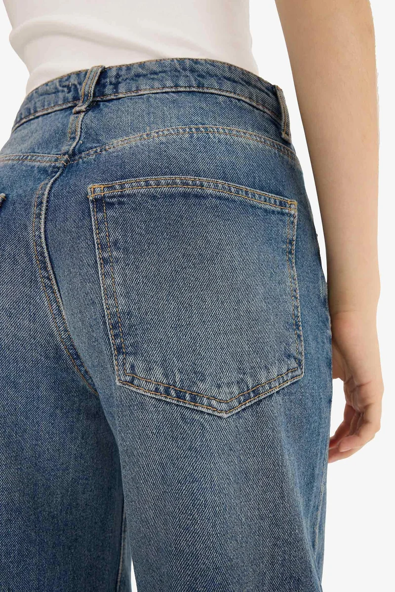 Defacto  Baggy Fit Folded Leg Jeans for Women | Best Price UAE