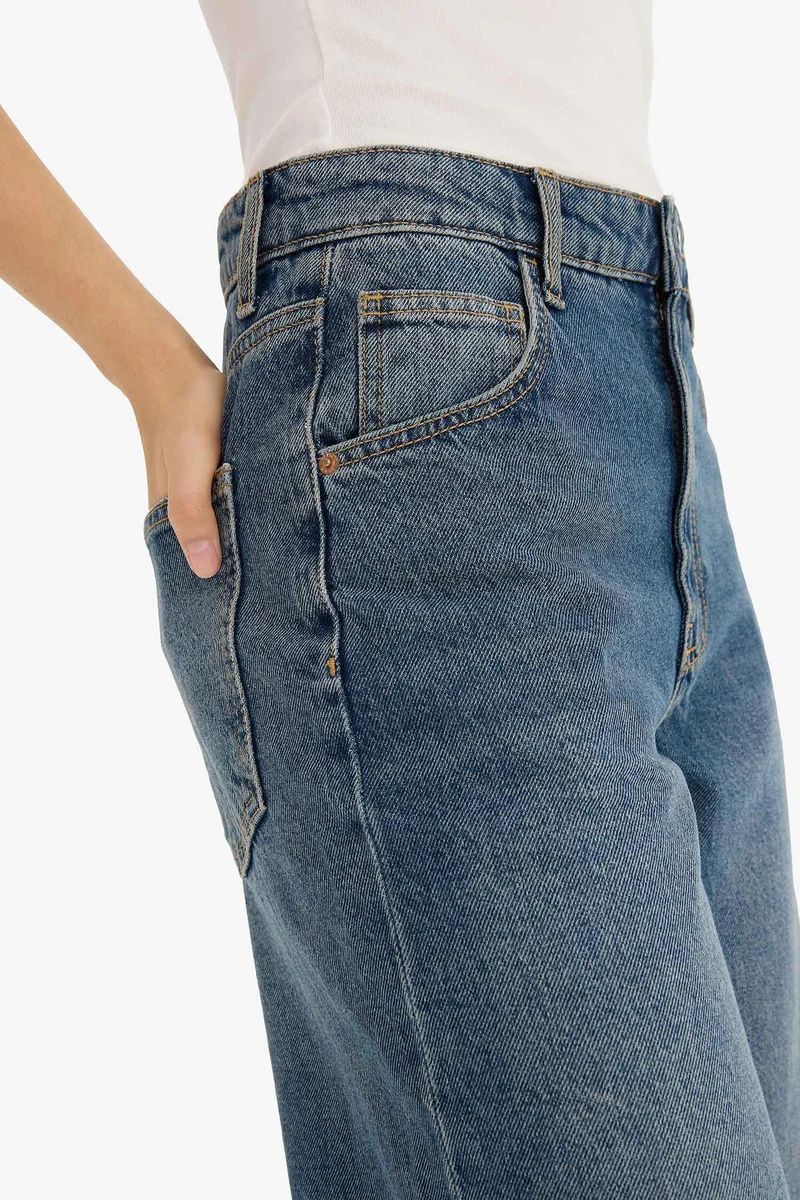 Defacto  Baggy Fit Folded Leg Jeans for Women | Best Price UAE