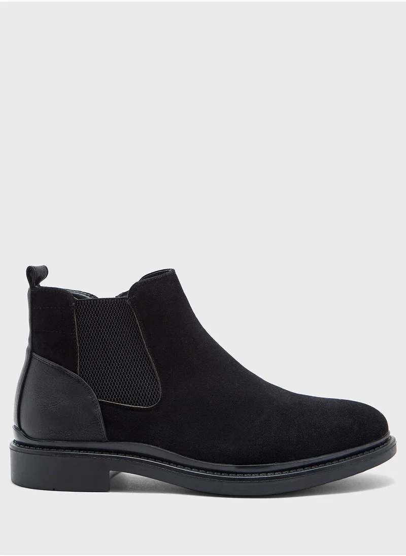 Robert Wood Suede Chelsea Boots