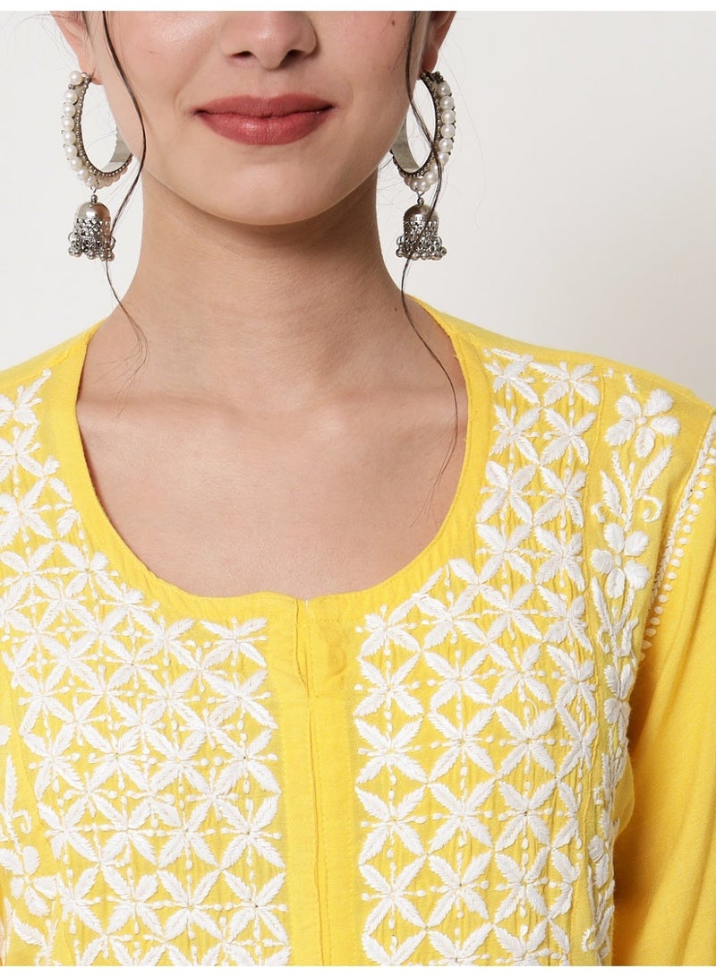 Alaya Women Hand Embroidered Chikankari Cotton Kurta-AL3549 - Image 3