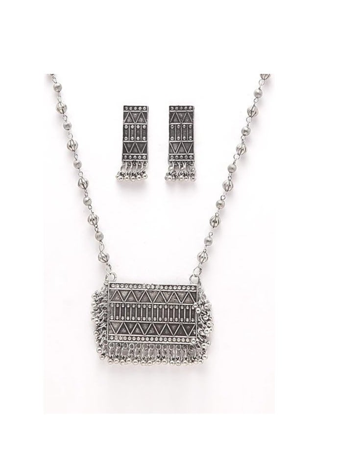 Shining Diva Fashion Shining Diva Fashion Latest Stylish Traditional Oxidised Silver Necklace Jewellery Set for Women (13102s)  - Image 4