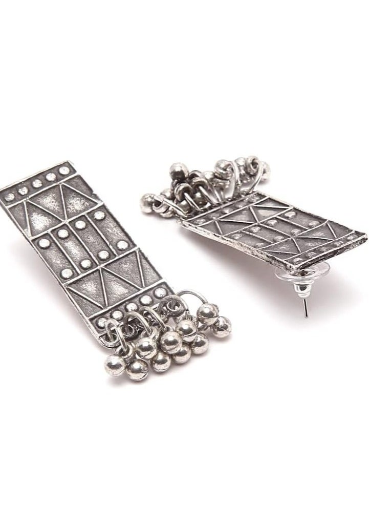 Shining Diva Fashion Shining Diva Fashion Latest Stylish Traditional Oxidised Silver Necklace Jewellery Set for Women (13102s)  - Image 5