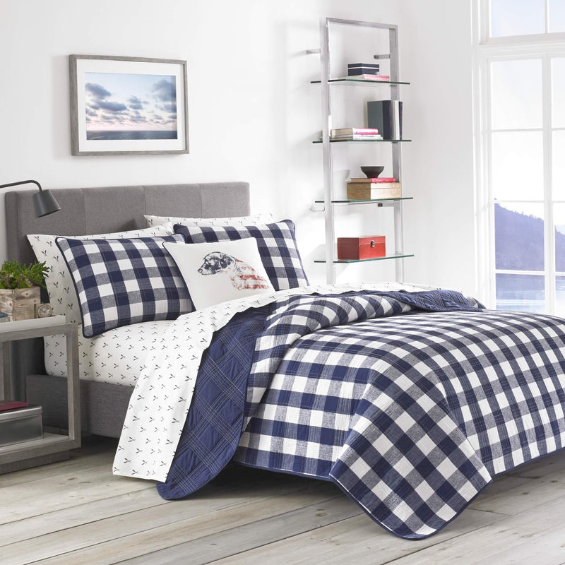 Eddie Bauer- King Quilt Set, Cotton Reversible Bedding with Matching Shams, Luxurious Bedding Set (Lakehouse Plaid Blue, King) - Image 1