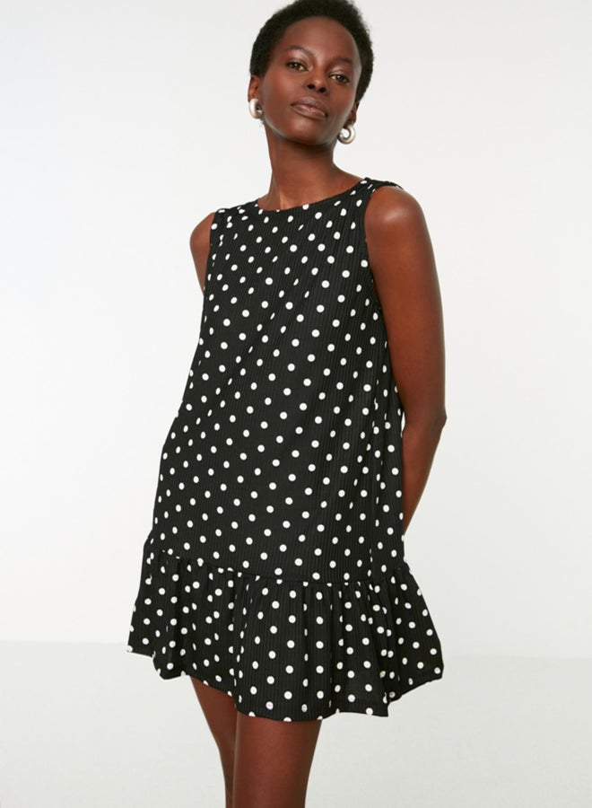 trendyol Black Polka Dot Printed Zero Sleeve Flounce Shift/Plain Mini Elastic Knitted Dress TWOSS22EL0794 - Image 2