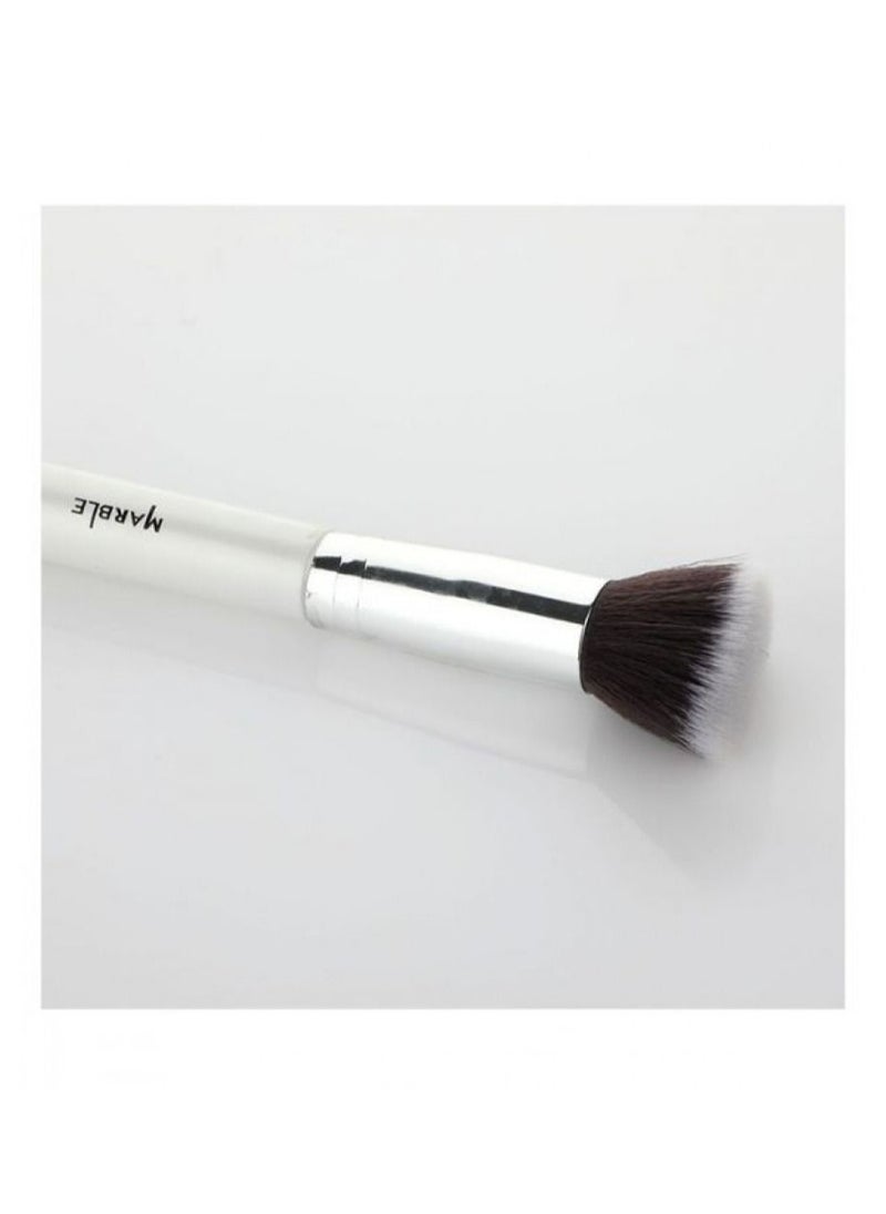 MARBLE - Marble M002 Flat Foundation Brush - Image 1
