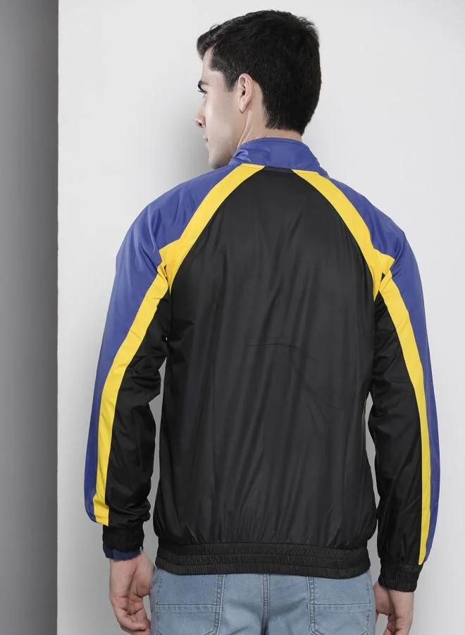 ذا انديان كراج كو The Indian Garage Co Men Regular Fit Printed Round Neck Long Sleeves Windcheater